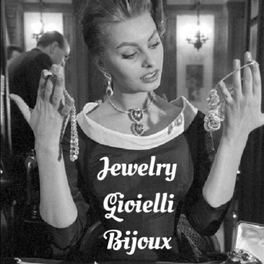 Jewelry section 💍